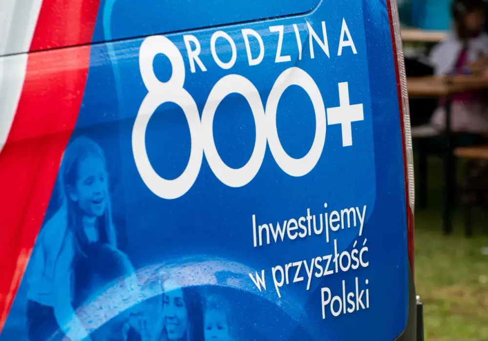 800 plus - co zmienia się dla rodziców?