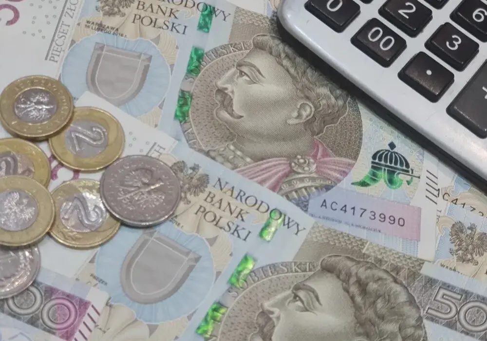 Oprocentowanie lokat: aktualne stawki i porównanie ofert banków