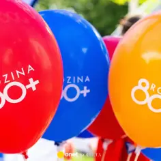 800 plus a kryterium dochodowe? Ostateczna odpowiedź dla rodzin!