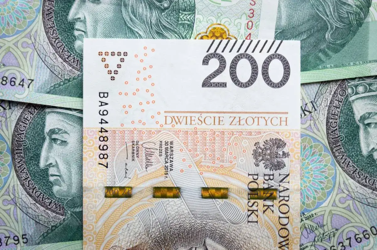 Zdjęcie Kiedy wypłata becikowego? Sprawdź, by nie przegapić terminów