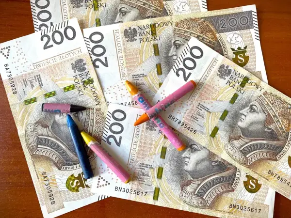 Ile wynosi becikowe? 1000 zł i warunki, by je otrzymać
