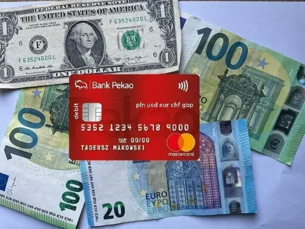 Jak przewalutować pieniądze w Pekao i uniknąć wysokich kosztów